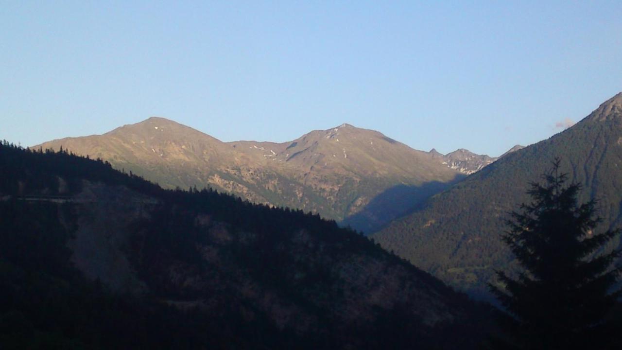 Chalet Waldrand Inden エクステリア 写真