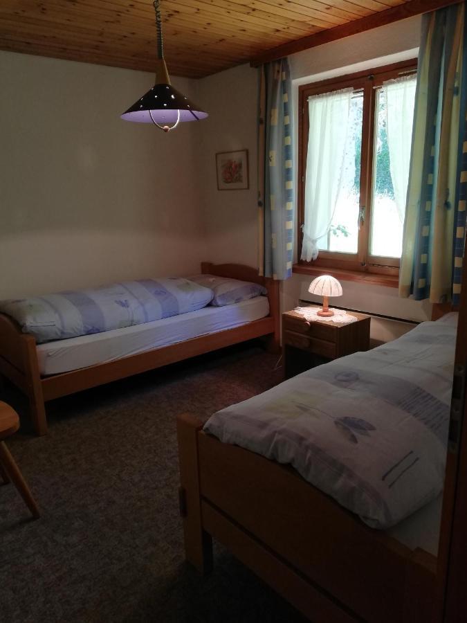 Chalet Waldrand Inden エクステリア 写真