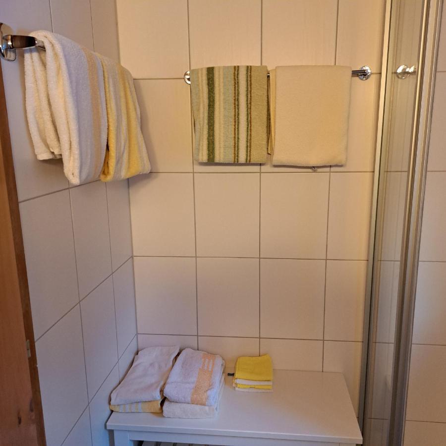 Chalet Waldrand Inden エクステリア 写真