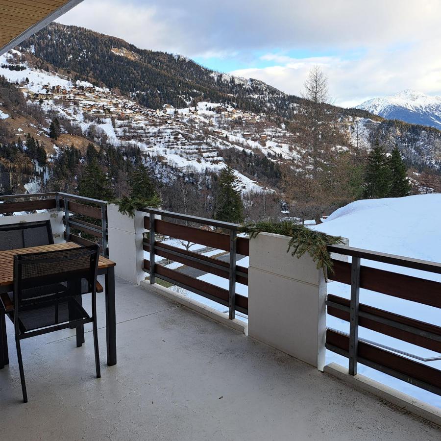 Chalet Waldrand Inden エクステリア 写真