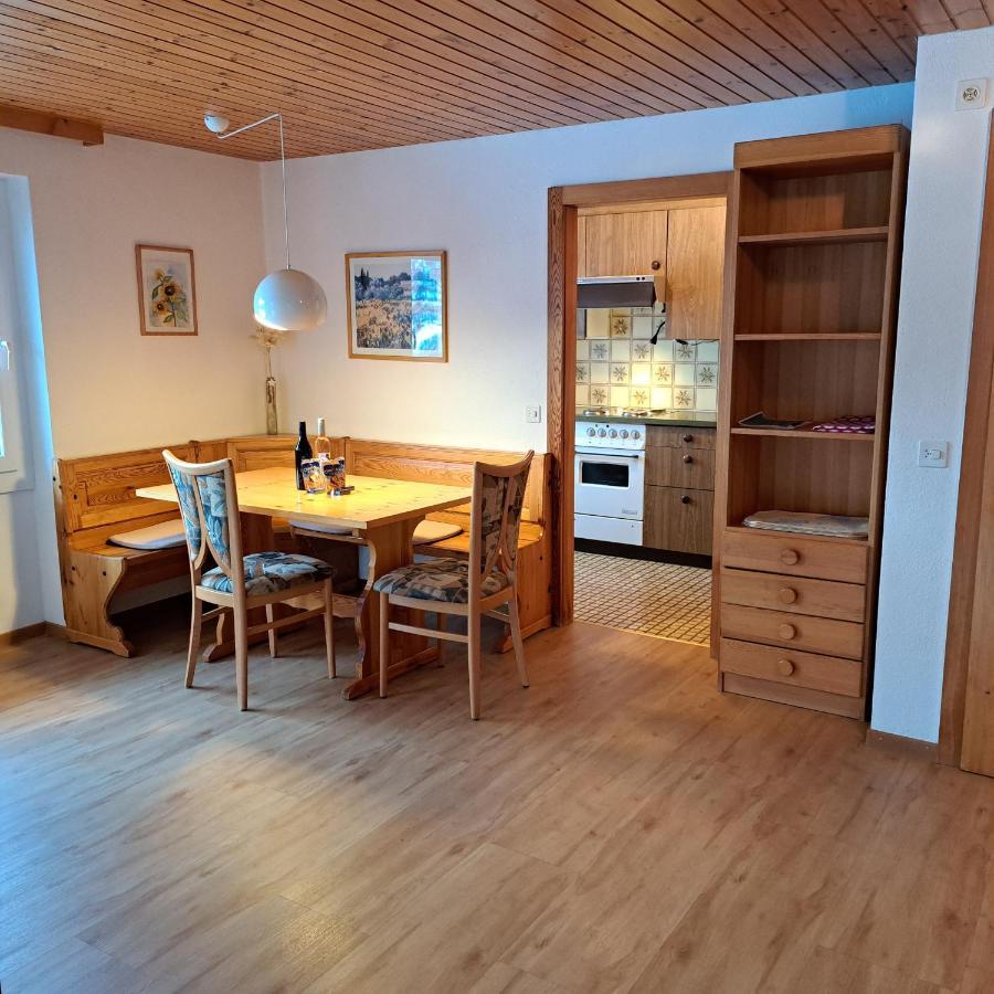 Chalet Waldrand Inden エクステリア 写真